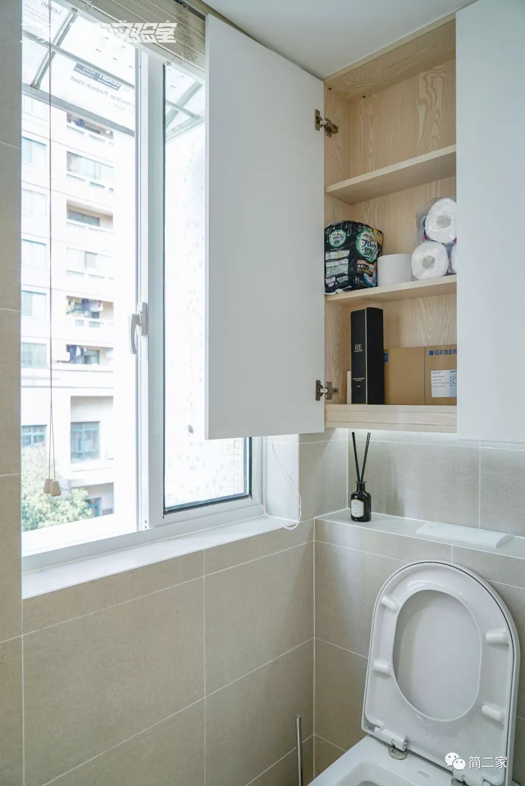 我们只在卫生间换了一头门，神奇的事情……发生了