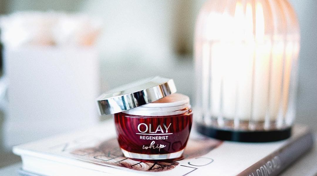 什么单品好用又白又嫩,春季女生必买的基础款单品