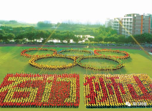 狮山石门高中有啥洪荒之力？学生中考刚达录取线，高考考入清华大学！