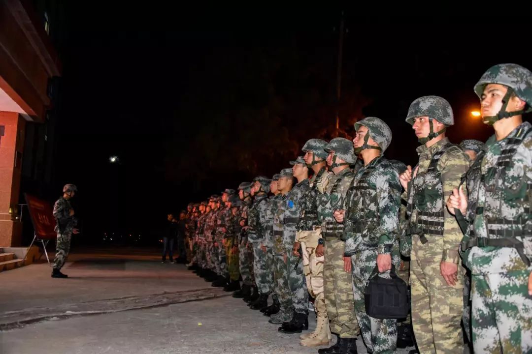 现场直击陆军,直击陆军某旅新年开训