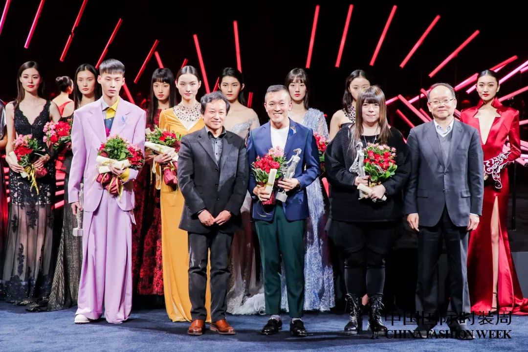 心如花木向阳而生抖音,心如花木向阳而生人民日报