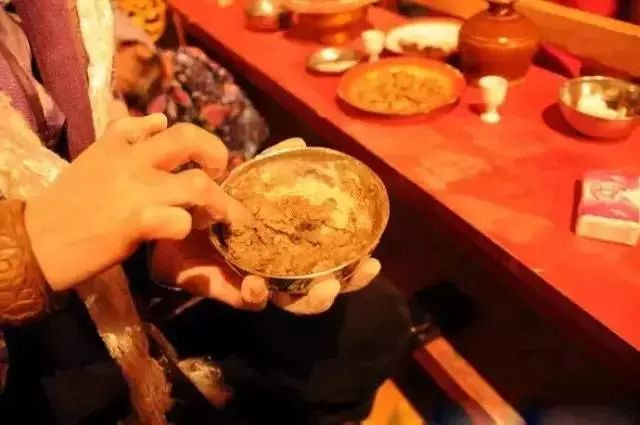 广州坐火车去西藏沿途的风景,从广州坐火车去西藏有没有直达