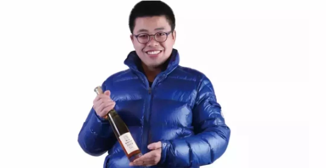 他用一块地做火2个产业，在冰葡萄田里把黑豆卖出4000万！