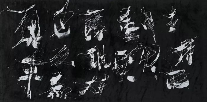 *江阳**组合新展亮相798艺术区