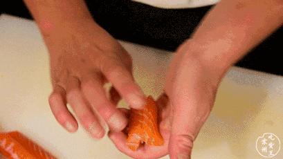 一口鱼片切寿司,一口一个鱼片寿司