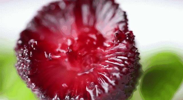 杨梅里面的虫子吃到肚子怎么办,杨梅有虫子怎么吃