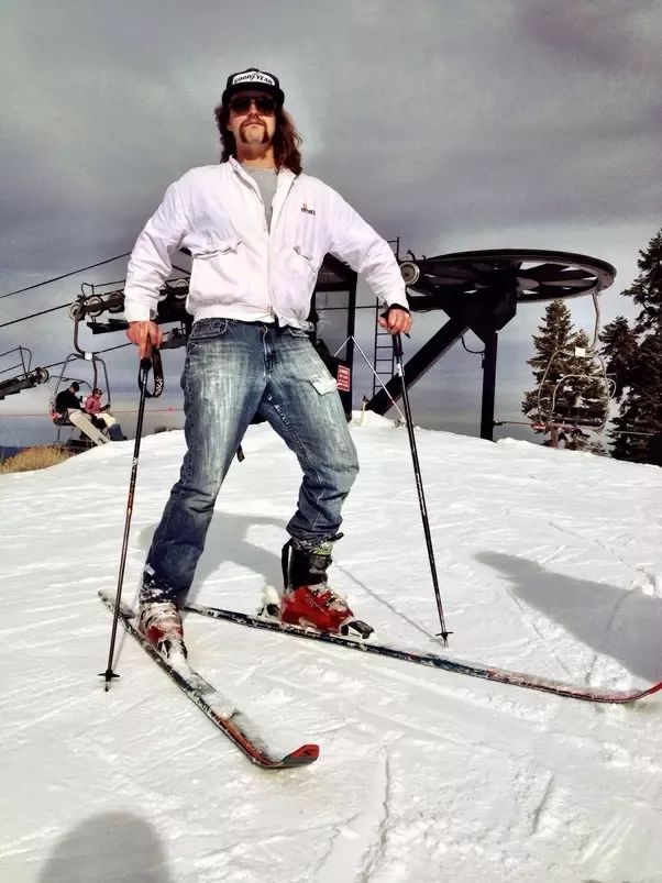 加拿大二级滑雪教练,加拿大csia单板二级什么水平