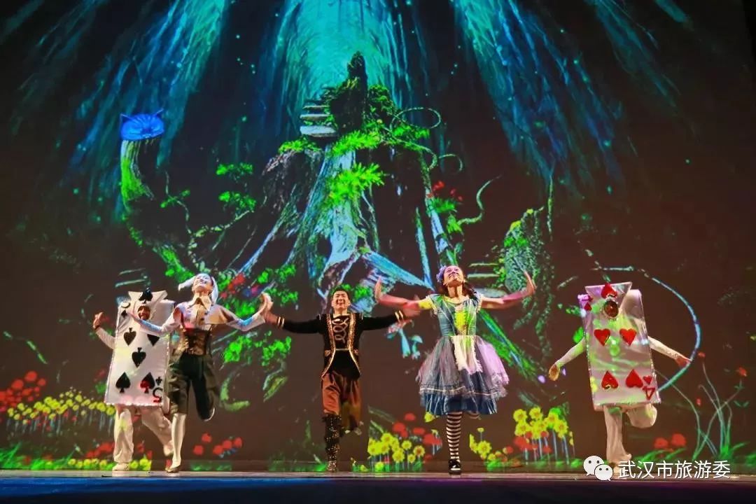 本周新鲜|黄鹤楼新增入园神器,九真山秋景倒计时,红遍北上广的喜茶来啦!