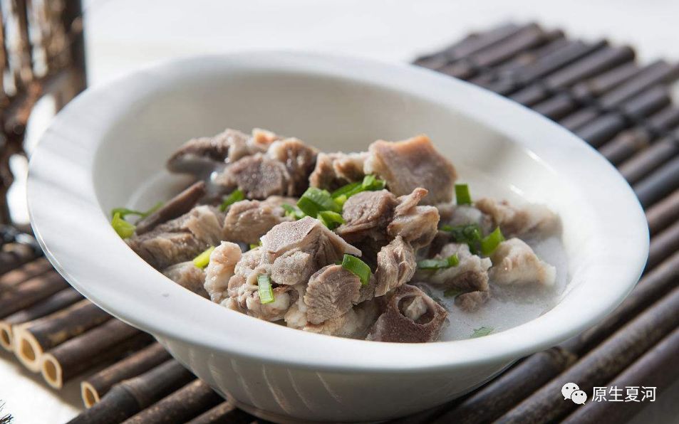 冬天吃什么暖身体不冰凉,入冬后手脚冰凉人多喝这个汤