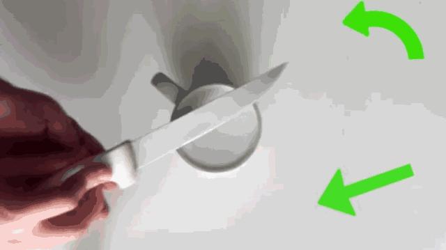 菜刀变钝了怎么办?4个居家小窍门让它更锋利,超级省时省力