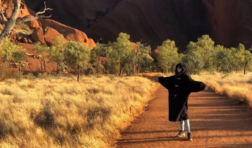 行囊装满的是人生,自己的行囊里装满了酸甜苦辣