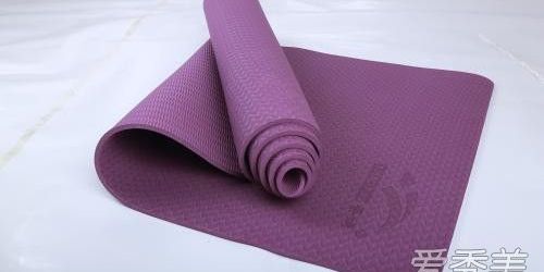瑜伽垫是厚一点好还是薄一点好,瑜伽垫是薄还是厚一点比较好