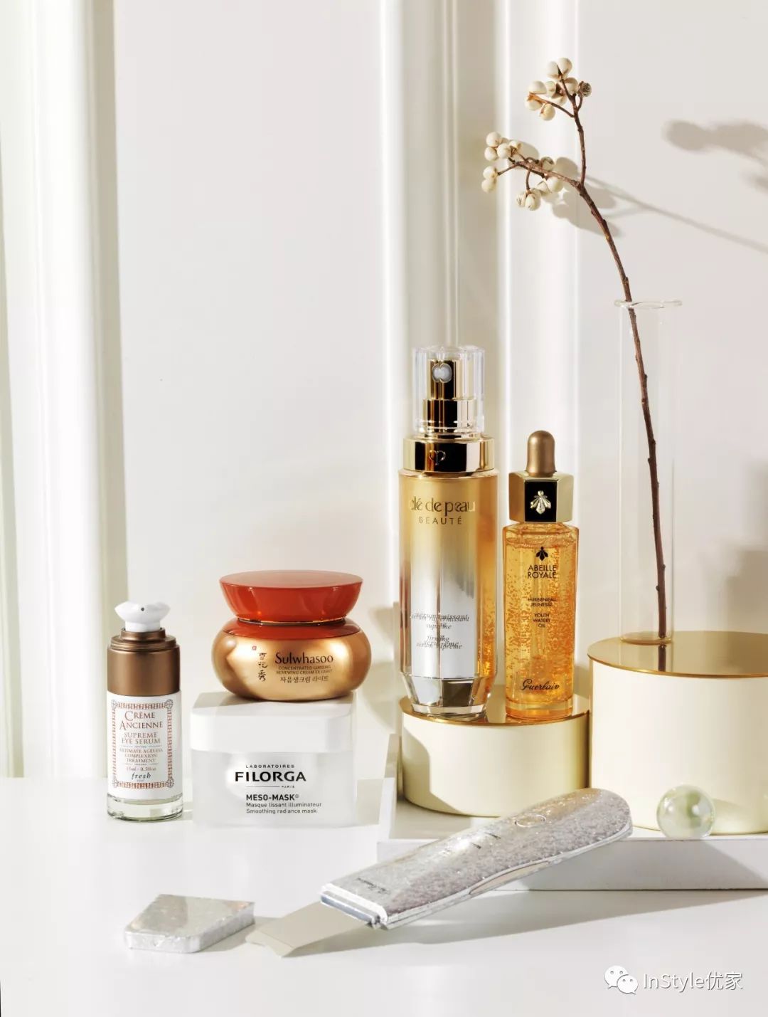 47、44、39;她们是同龄人中的叛徒