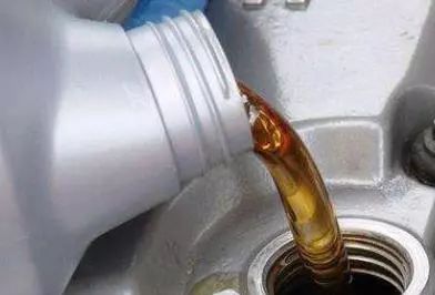 半合成与全合成机油可以混合用吗,全合成机油好坏区分