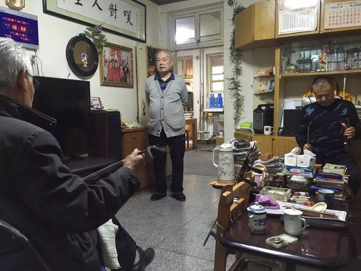 以戏会友!银川86岁爷爷每天玩直播圈粉无数!