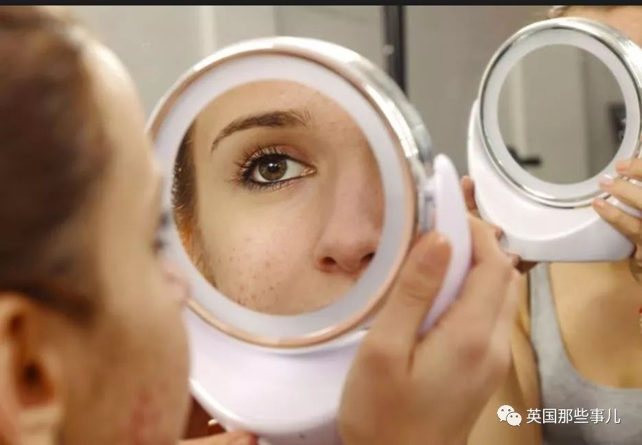 本来只想吃药治个痘，却让自己长期不举？这群英国男人无比忧桑……