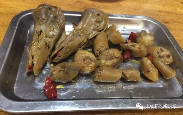 成都兔头一年吃掉多少只,四川每年消耗兔头