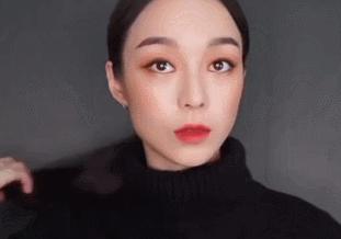 三吉彩花的妆容,可盐可酷可爱可温柔