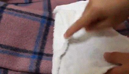 夏天来了衣服上潮湿有霉斑怎么办,衣服发霉了怎么洗掉霉斑小妙招