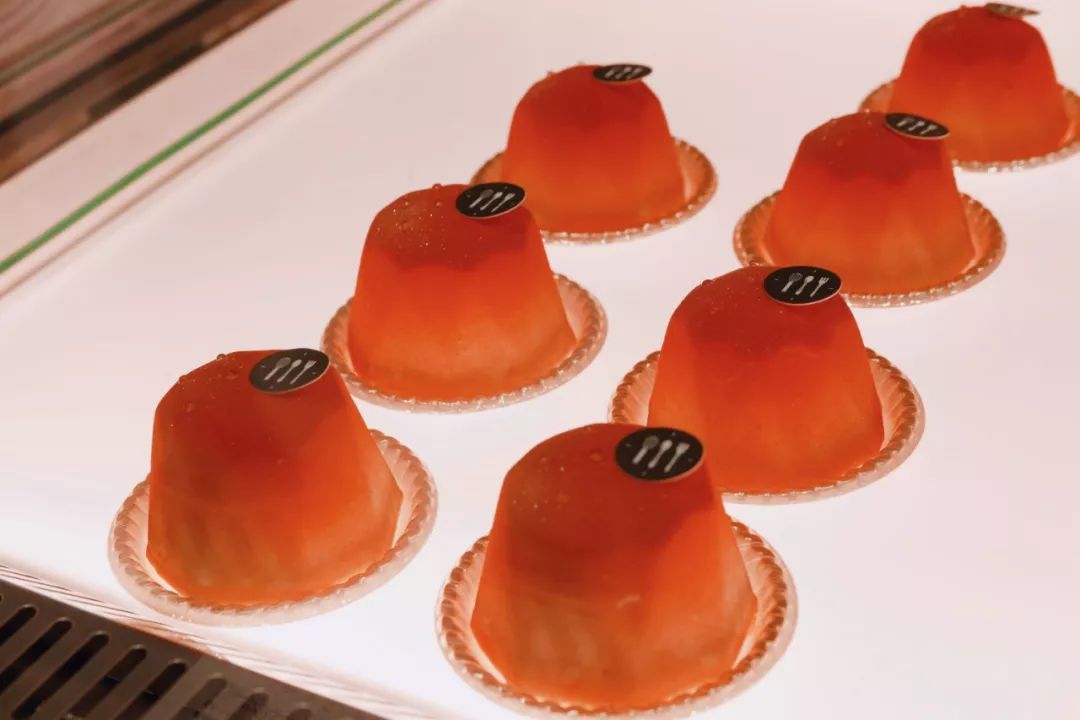 这个上过《十二道锋味》的台州姑娘，在钱江新城开了间“甜品补给站”!生活那么苦，加点糖吧