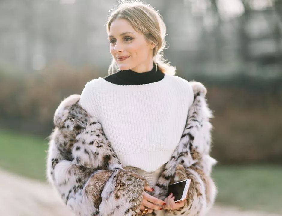 「FM889」大衣起球、新毛衣扎人怎么办？！一招教你轻松搞定！