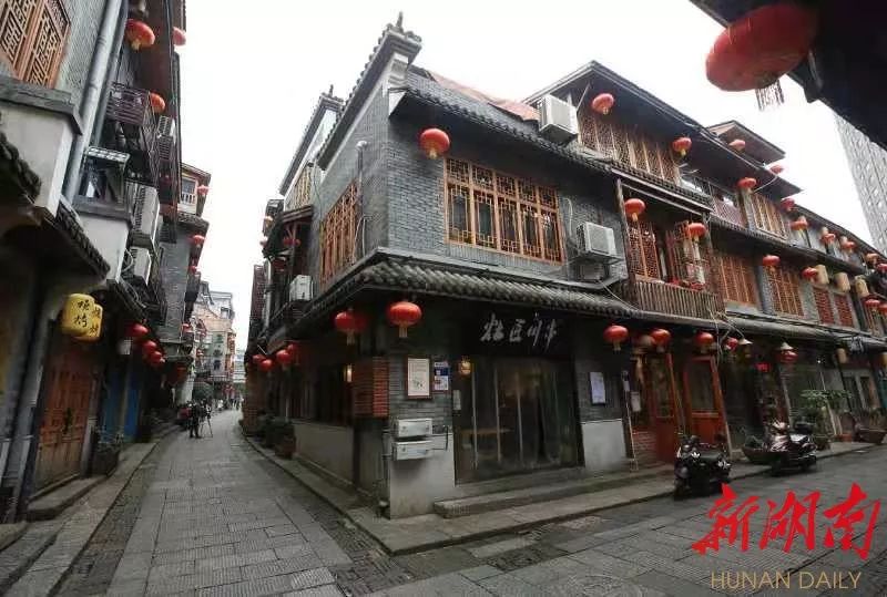 2024年绘写千万工程新画卷,改革开放四十年民生画卷