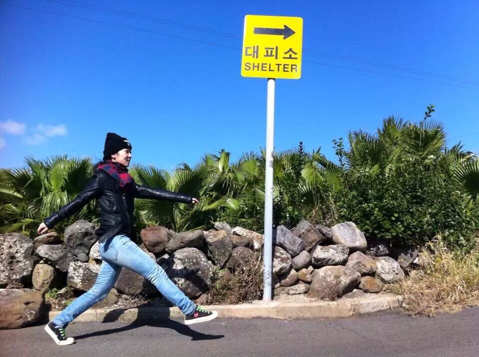 那个开着旅行咖啡车的女孩，暂别荒野重返都市