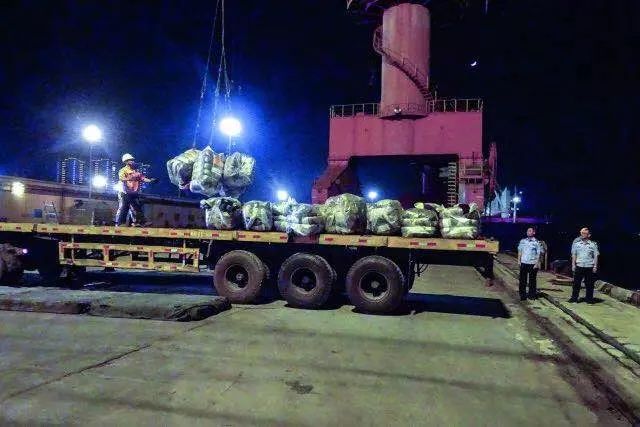 500吨洋垃圾被查获,洋垃圾服装进口被查