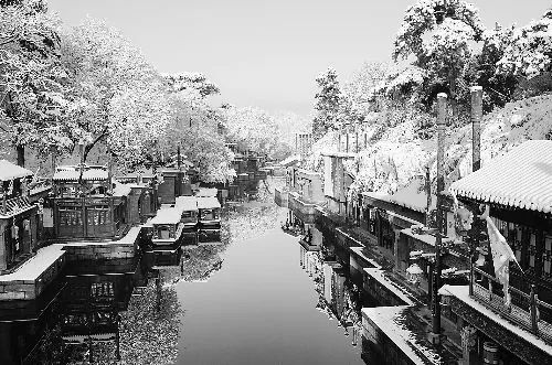 合肥车爆炸着火,合肥面包车爆炸