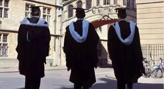 我最讨厌别人说，“你都去留学了还差钱啊？”