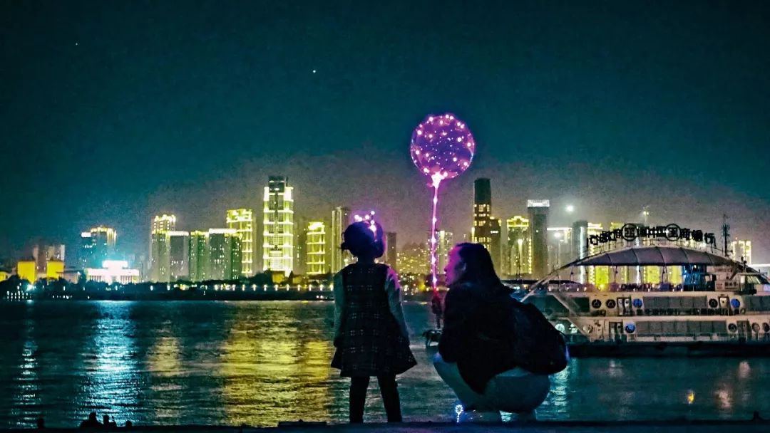 家住湖北日语,住在鄂城环境最好的小区