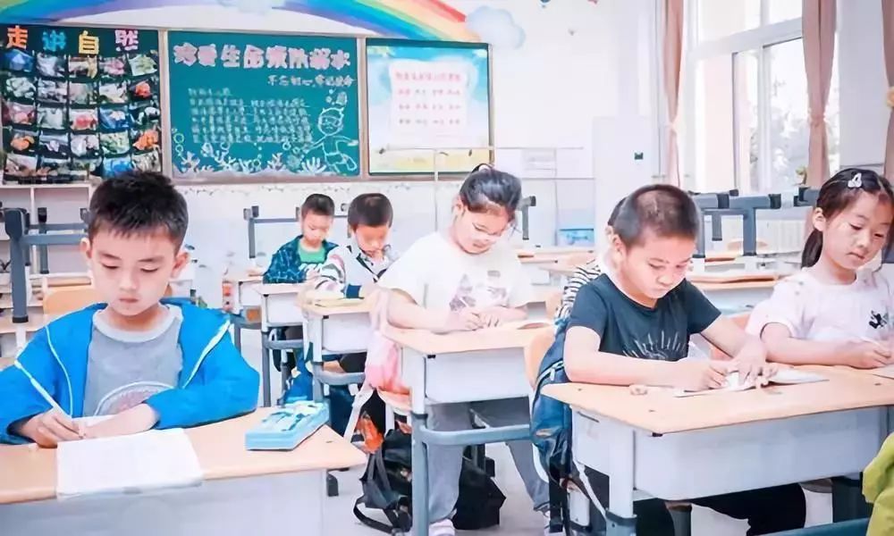 崂山育才喜报,崂山区教师正向激励奖