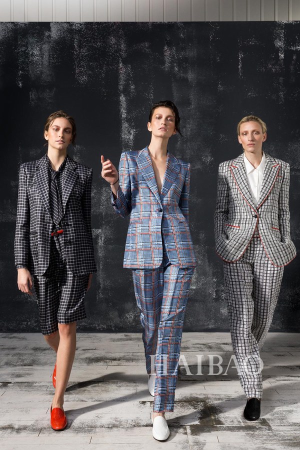 乔治阿玛尼2022秋冬高定,乔治阿玛尼2019秋冬时装秀女装