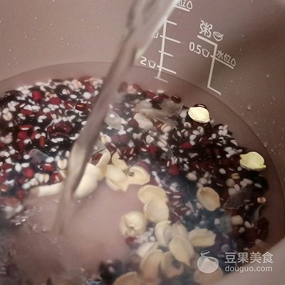 红糖暖身八宝粥的做法,八宝粥放冰糖还是红糖