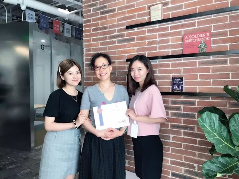 哈佛学霸每天都看的视频,哈佛学生看中国