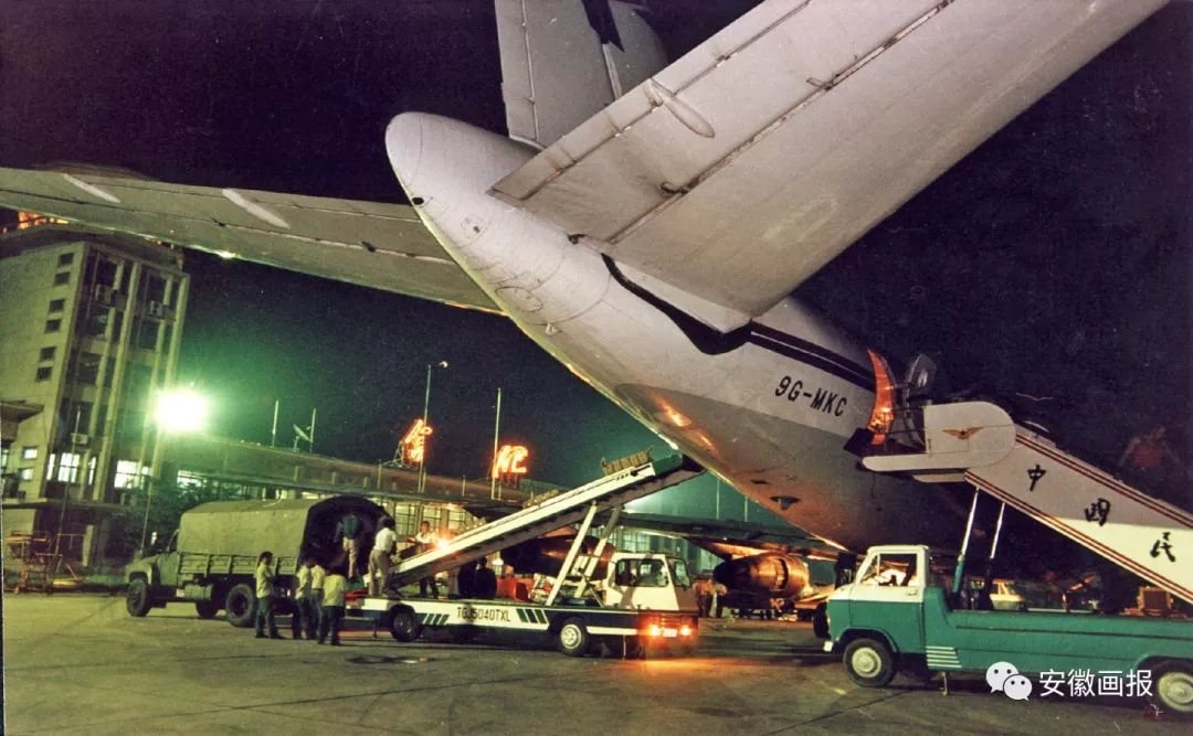 启航央视新闻,央视两会特别报道奋楫扬帆新征程