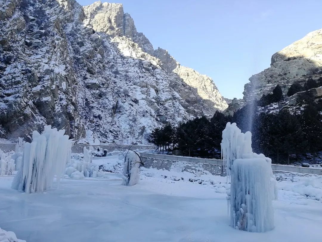 银川雪景贺兰山,银川贺兰山冬日