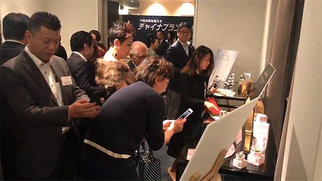 中国力量风靡日本东京，岛国网民疯狂点赞：中国制造牛掰