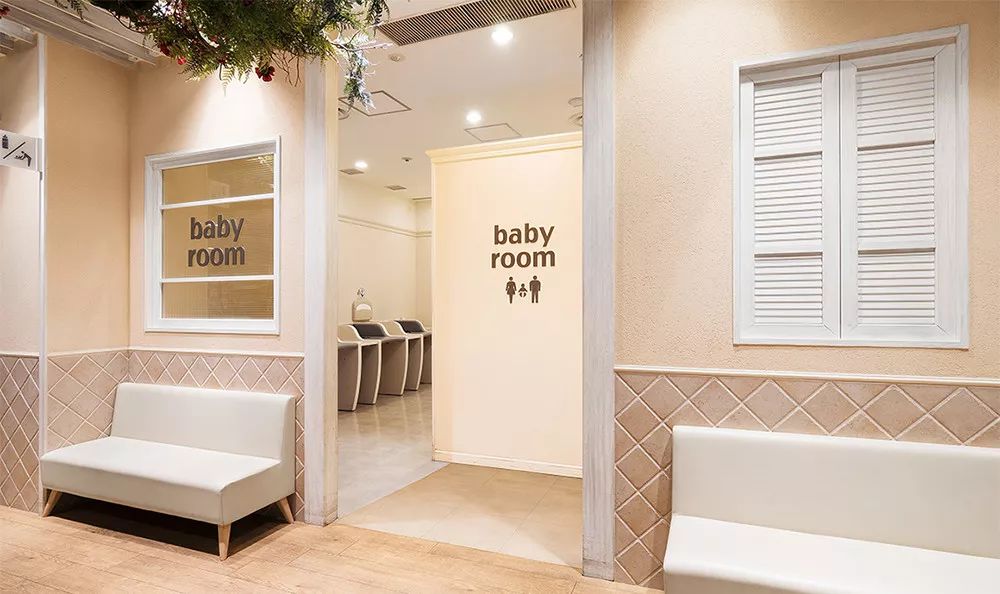 看完日本逆天母婴室，中国妈妈不淡定了：到底是我们矫情，还是本来就太将就？