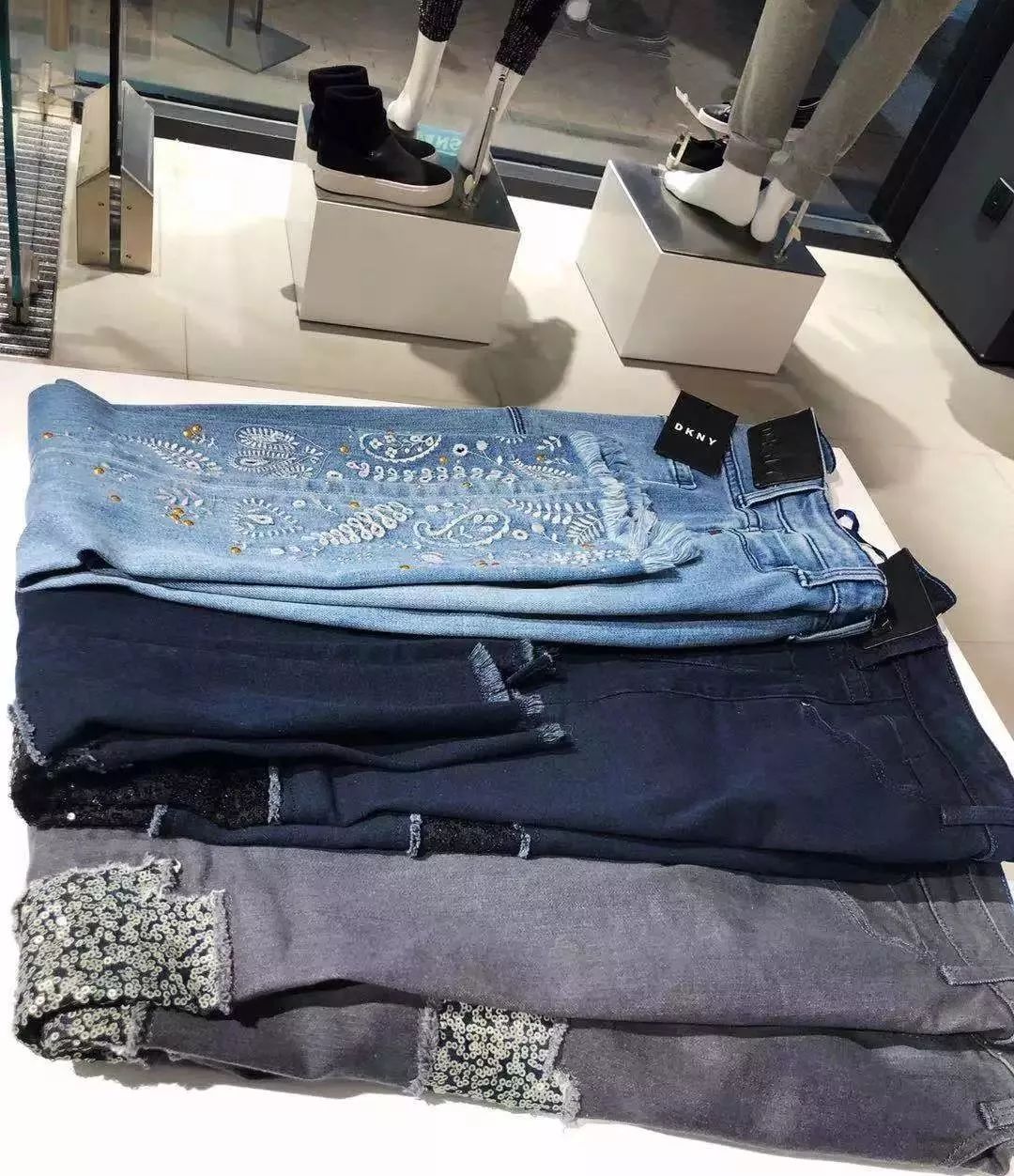 惊呆!人均年终奖895万元!这家公司还招人吗……