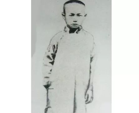 沈从文逃学记故事,沈从文求学经历