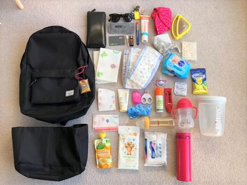 种草母婴好物！来看看别人的妈咪包里都装了些什么……