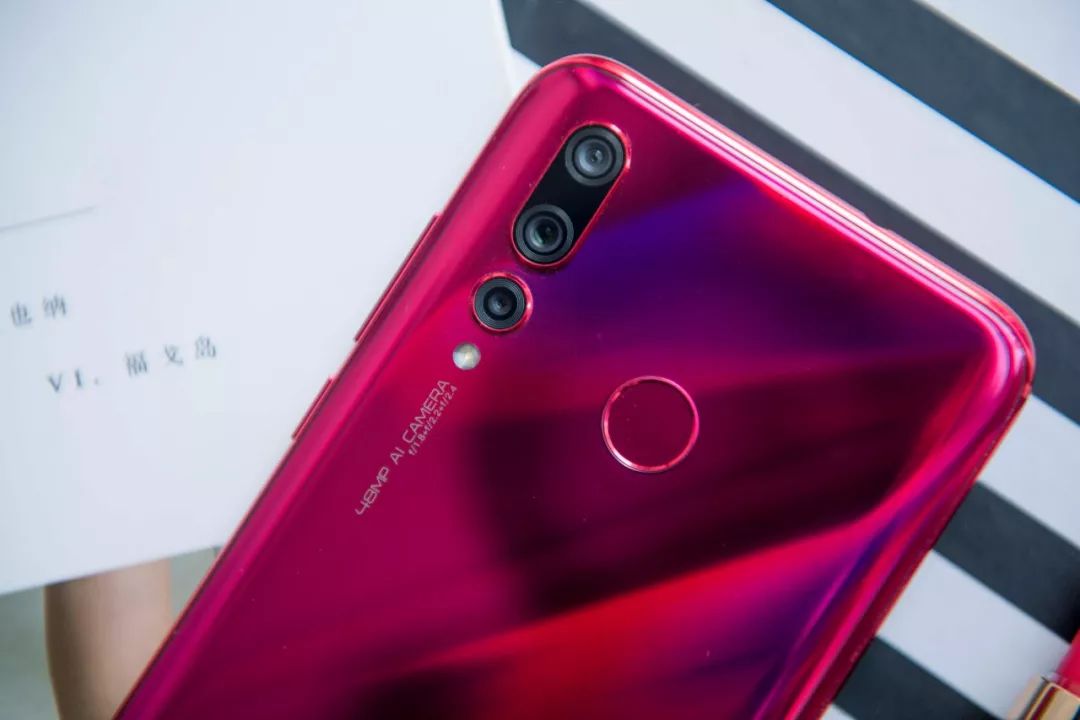 关于「高级」的N种打开方式，红色算一种