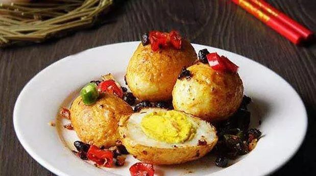 鸡蛋鸭蛋鹌鹑蛋一千克分别多少个,鸡蛋鸭蛋鹅蛋鹌鹑蛋哪个更安全