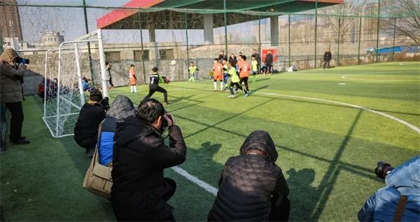 泰山足球摄影,泰山区拍照摄影