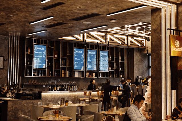 “奶”大了无数上海小囡的光明开西餐厅了!竟然不卖牛奶?