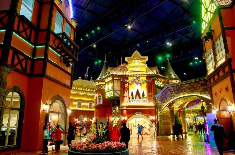 青岛旅游购物店排名榜前十名,青岛好吃好玩的商场