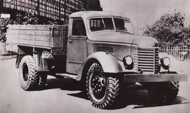 长春老照片1983年的长春街景,长春市珍贵老视频