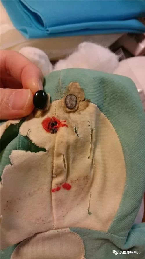 看到陪伴自己长大的玩偶获得重生，大概真的会开心到流泪吧