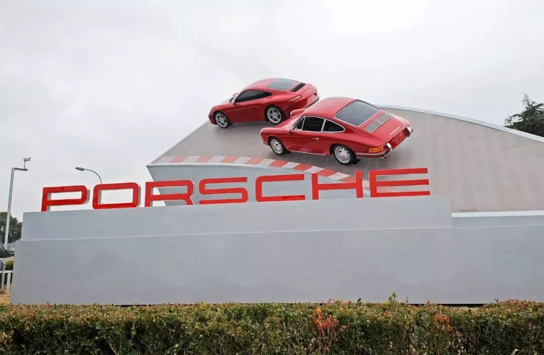 阿拉看环境｜市长说：户外广告是上海的“脸”